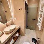 Devina 2025 , Luxury Jacuzzi Hriszí Aktí Haniá