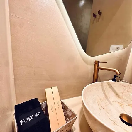 Willa Devina 2025 , Luxury Jacuzzi *