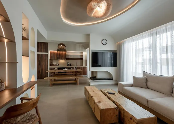 Devina 2025 , Luxury Jacuzzi *