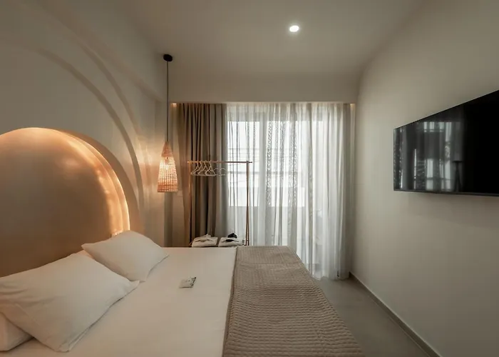 Devina 2025 , Luxury Jacuzzi