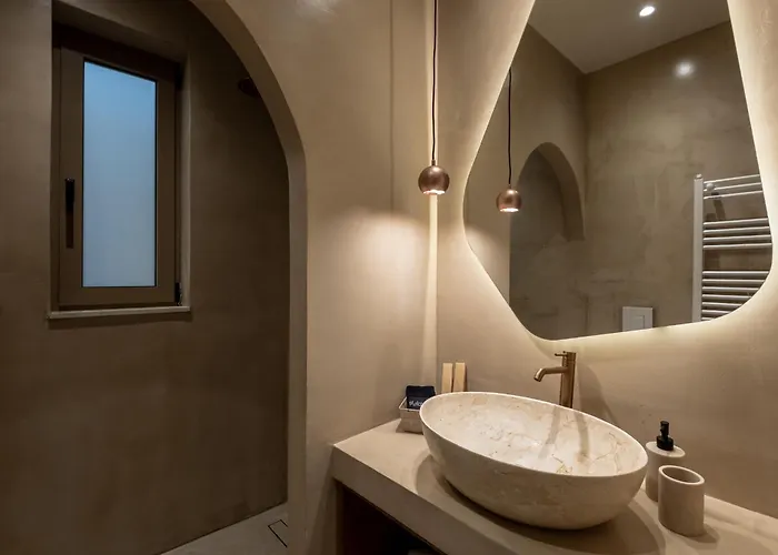 Devina 2025 , Luxury Jacuzzi Villa