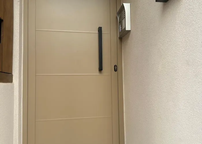 Villa Devina 2025 , Luxury Jacuzzi Hriszí Aktí Haniá