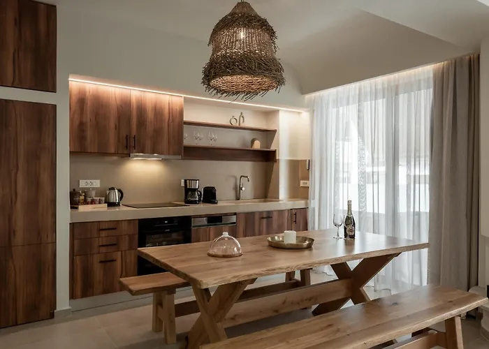 Villa Devina 2025 , Luxury Jacuzzi